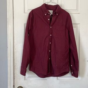 American Eagle outfitters burgundy red collared button up button down shirt sz S